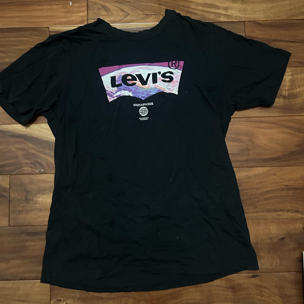 Levi's Black Simple T-Shirt